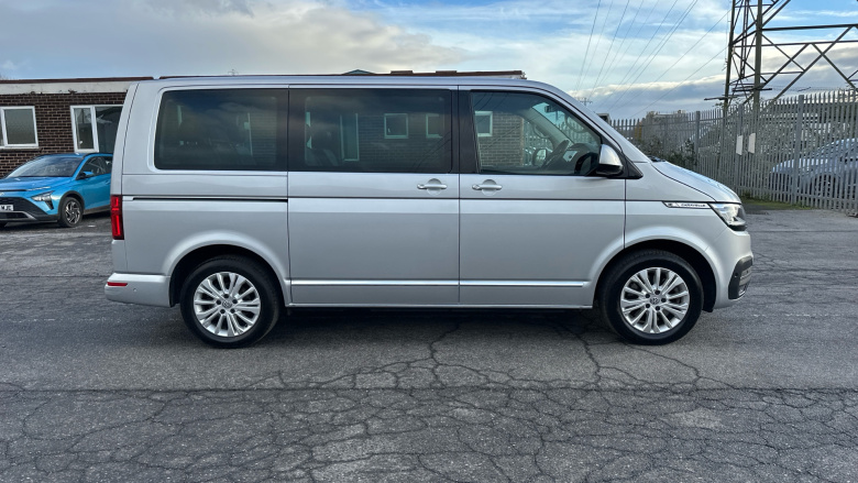 Volkswagen Caravelle 2.0 TDI Executive 199 5dr DSG Diesel Estate